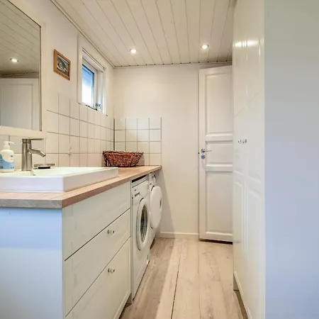 In With House Sea View Holiday home